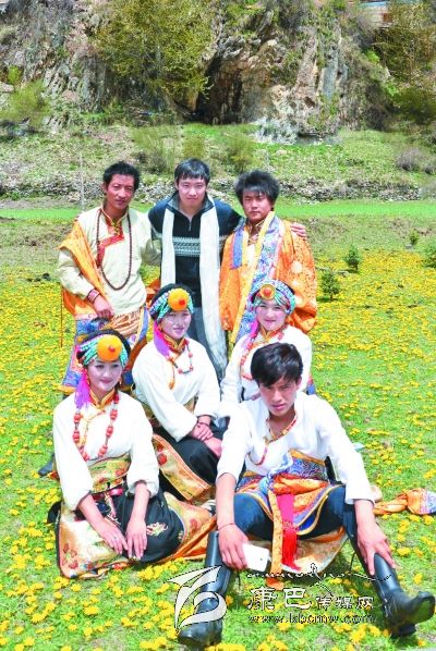 把美人裝進(jìn)心里，把美景留給眼睛