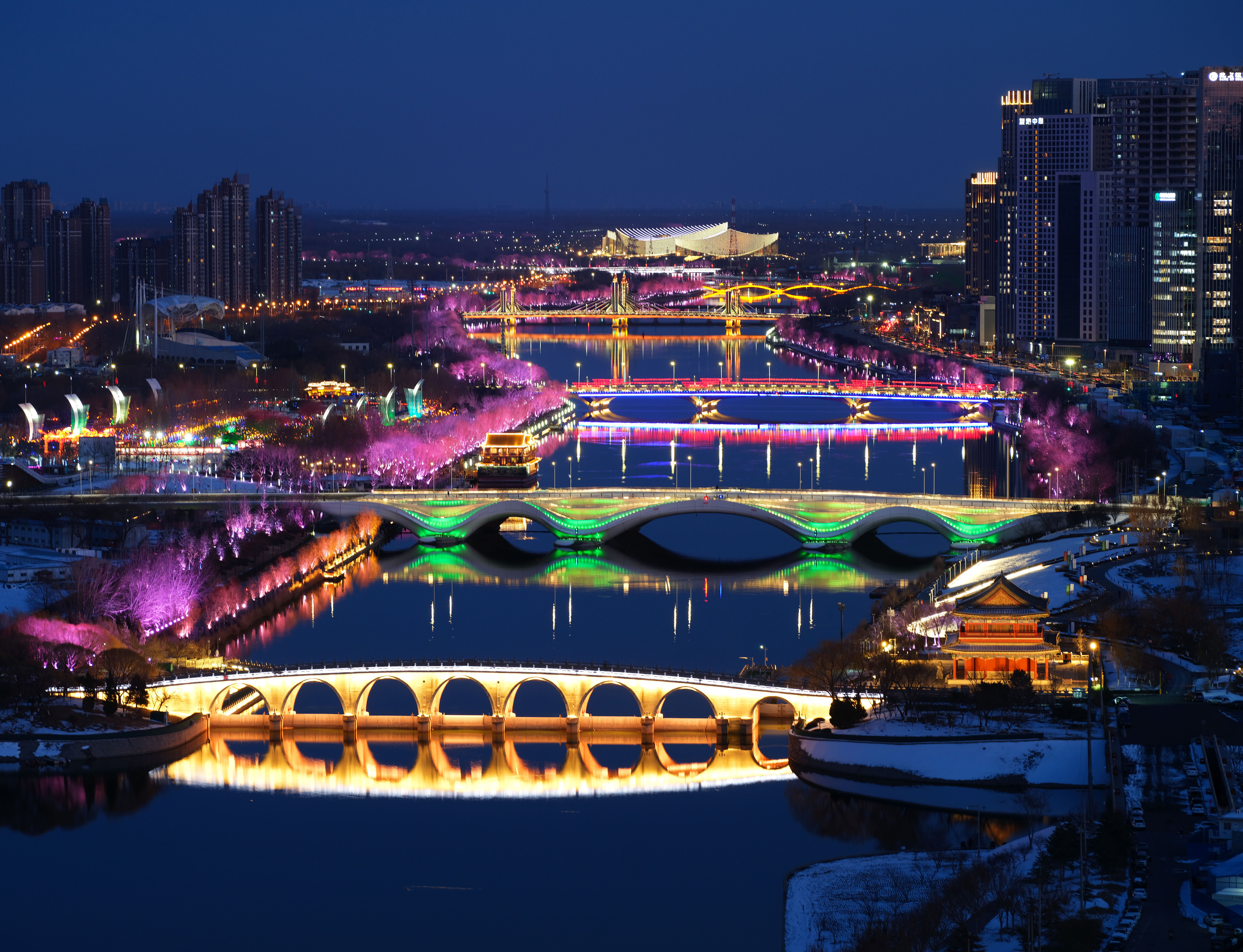 2024年2月22日，京杭大運(yùn)河北京通州段夜景。